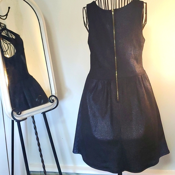 Lila Clothing CO. Dress size SMALL 95% Polyester 5% Spandex Very good condition - Picture 7 of 16